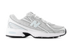 New Balance 740 unisex