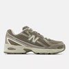 New Balance 740 unisex